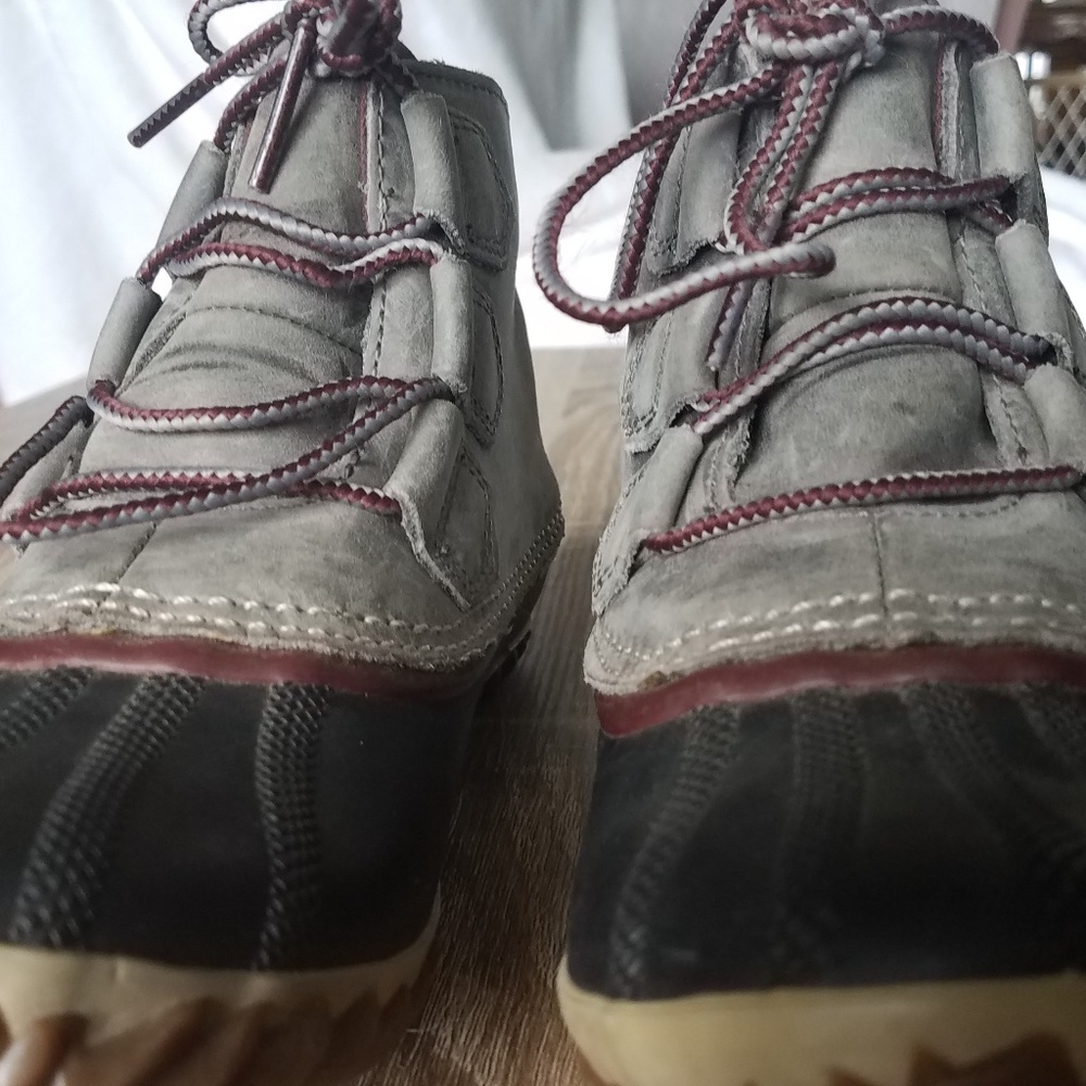 Sorel Out N About boots